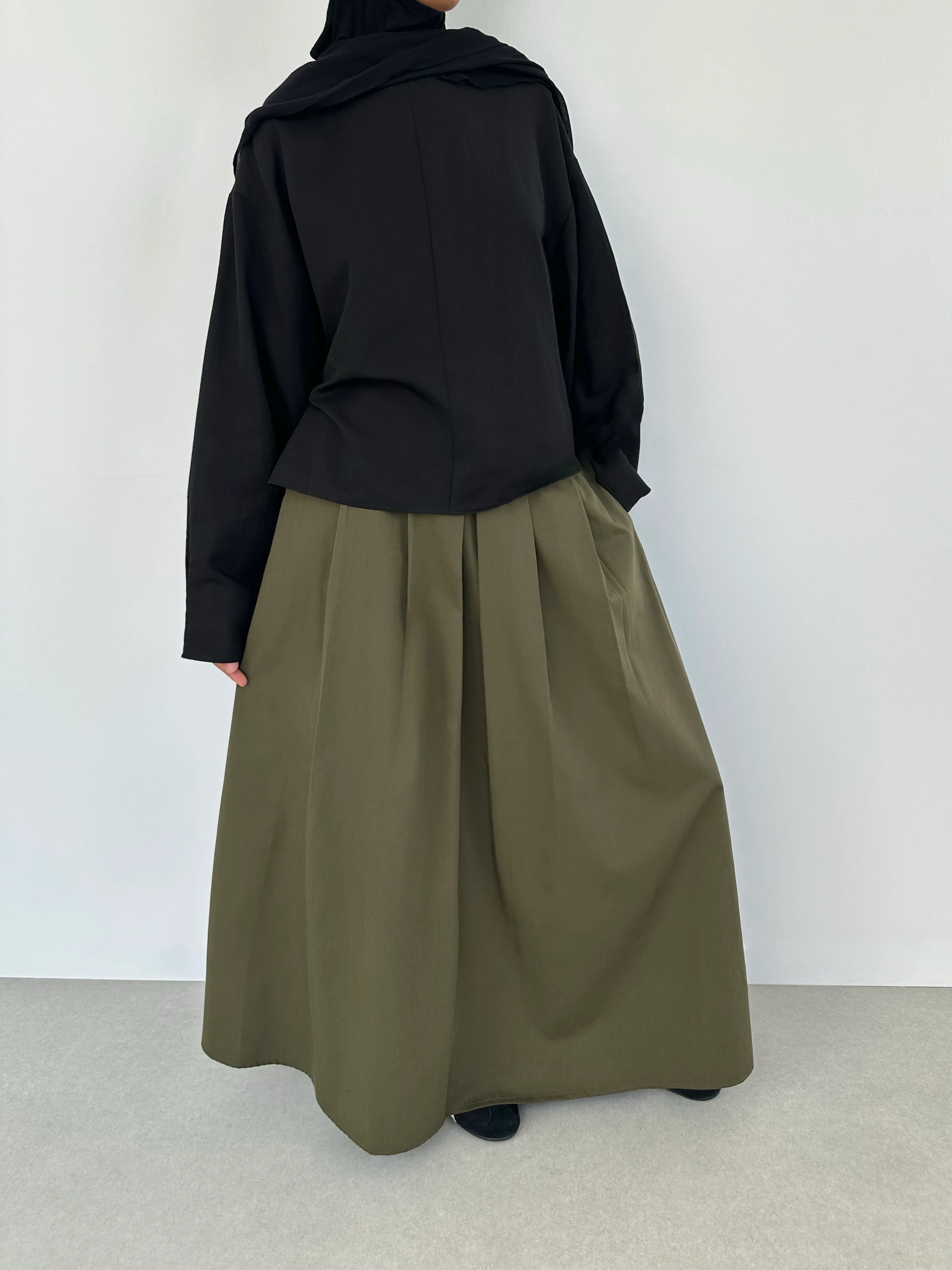 Puff sleeve top — Black