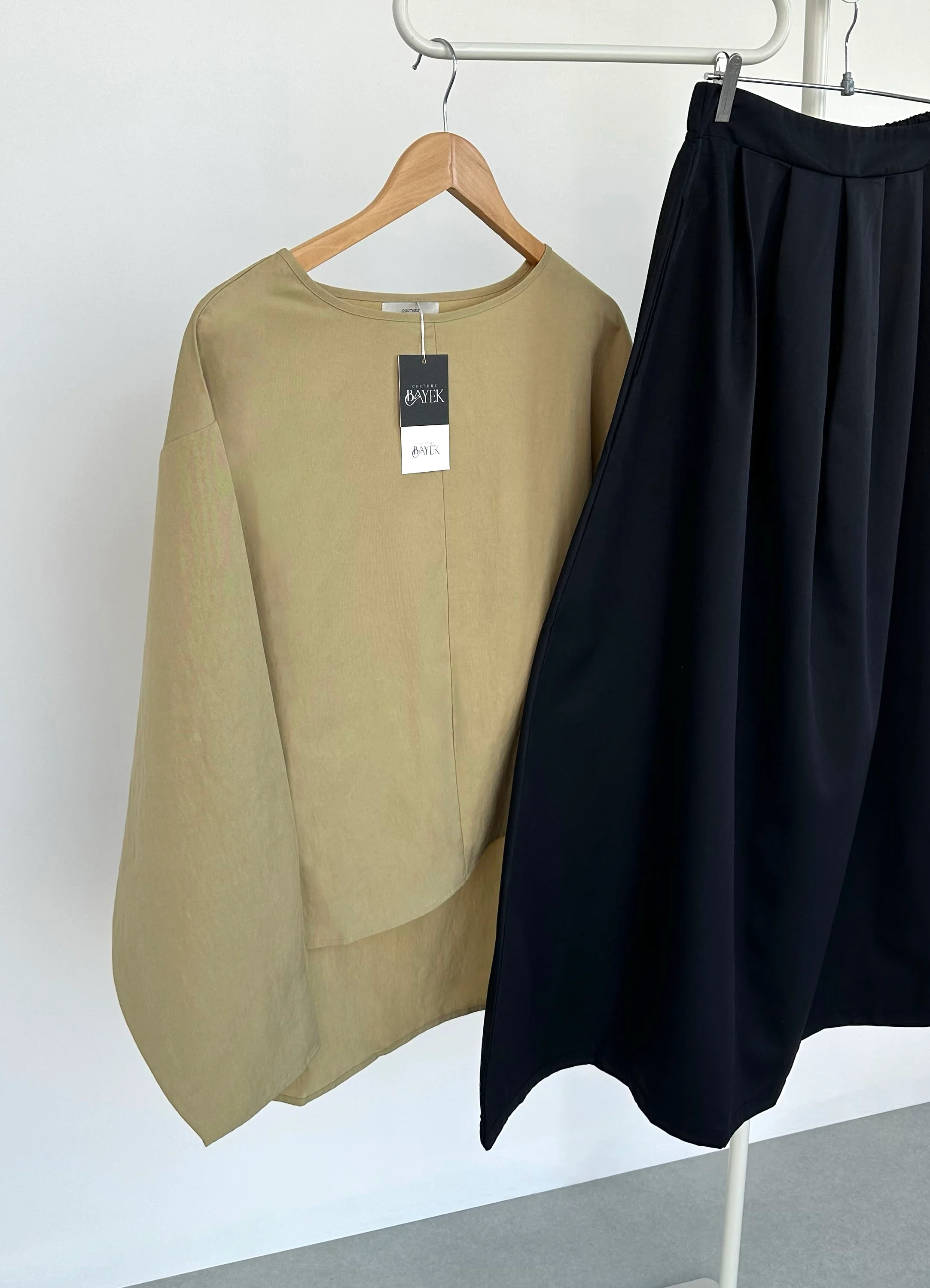 Haut à manches bouffantes — Olive - Image 3